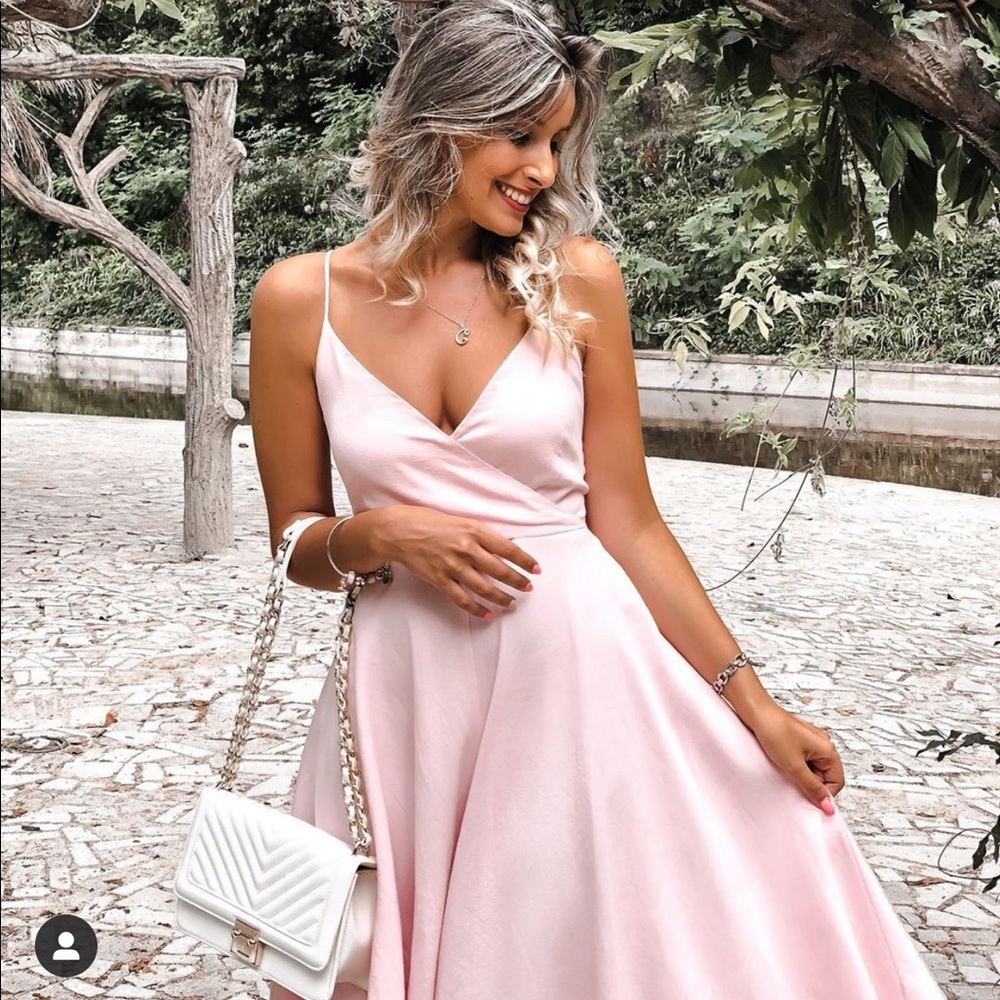 Bloggers favorite Zara pink dress - Picture 5 of 16